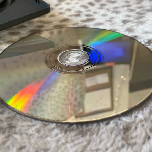 A League of Their Own Deluxe Widescreen Presentation Collectible DVD w/Tom Hanks - Picture 4 of 4